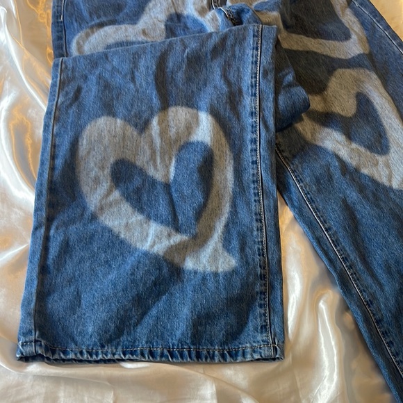 Mom jeans with hearts - Picture 3 of 3